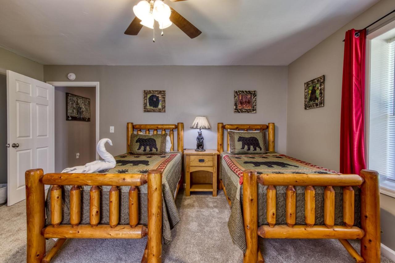 Fun & Games By Honeybearcabins 2Br/1Ba Sleeps 7 Sevierville Εξωτερικό φωτογραφία