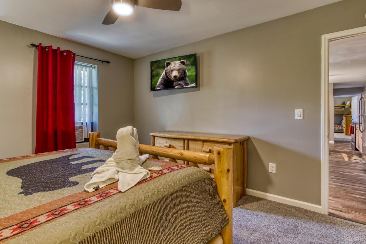 Fun & Games By Honeybearcabins 2Br/1Ba Sleeps 7 Sevierville Εξωτερικό φωτογραφία